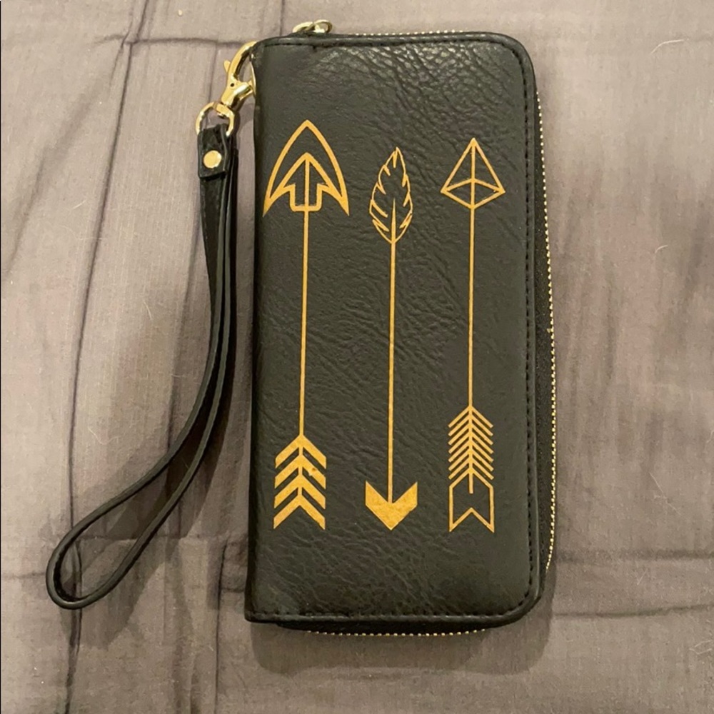 large black wallet